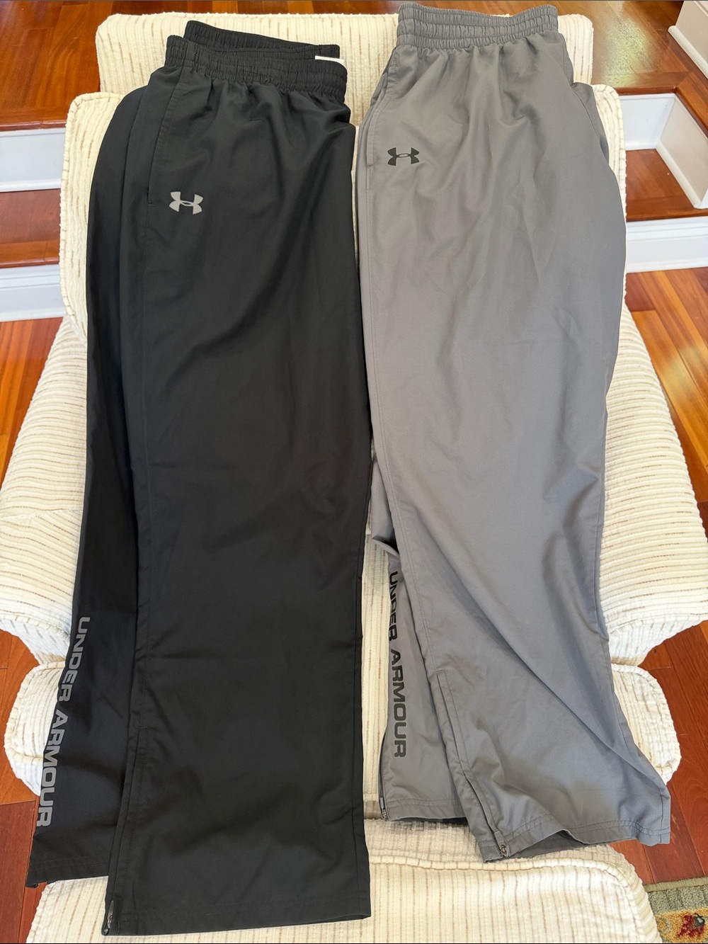 Under Armour HeatGear Track Pants XL Lot of 2 Black Gray Wind Pants